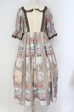 画像1: axes femme kawaii / ティティ×ベアファミリーワンピース  モカ O-25-10-31-3022-AX-OP-IG-OS