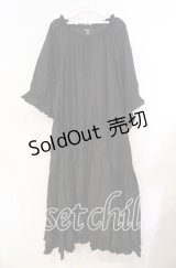 PINK HOUSE / ロゴ刺繍ピコフリルティアードワンピース【お直しあり】  クロ O-25-10-31-017-LO-OP-IG-ZT207