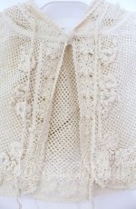 画像2: 【SALE】WONDERFUL WORLD / 透かし編みケープ  アイボリー O-25-10-31-025-LO-TO-IG-ZT191 (2)