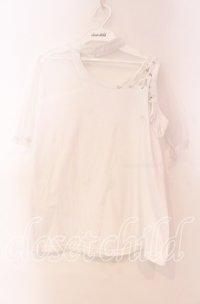 Drug Honey / メッシュ切り替えチョーカーカットソー  ホワイト O-25-11-04-081-PU-TO-IG-ZT396