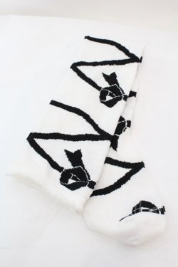 画像2: BABY,THE STARS SHINE BRIGHT / レースアップリボン柄オーバーニーソックス  シロ×クロ O-25-11-06-048-BA-ZA-IG-OS