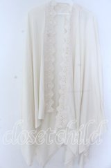 axes femme / バラ釦付UVイレヘムポンチョ  アイボリー O-25-11-07-048-AX-TO-IG-ZT361