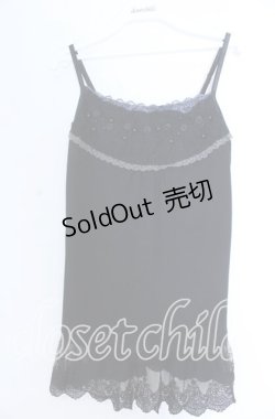 画像1: axes femme / 巻き薔薇ビーズ配色キャミソール  クロ O-25-11-07-060-AX-TO-IG-OS