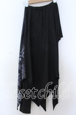 画像2: NieR Clothing / 変則フラップスカート付きパンツ【彼岸花】  ブラック×グレー O-25-11-07-094-PU-PA-IG-OS