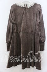 画像2: 【SALE】Fi.n.t / クレリックベロアミニワンピース  ベージュ O-25-11-07-125-CA-OP-IG-ZT513 (2)