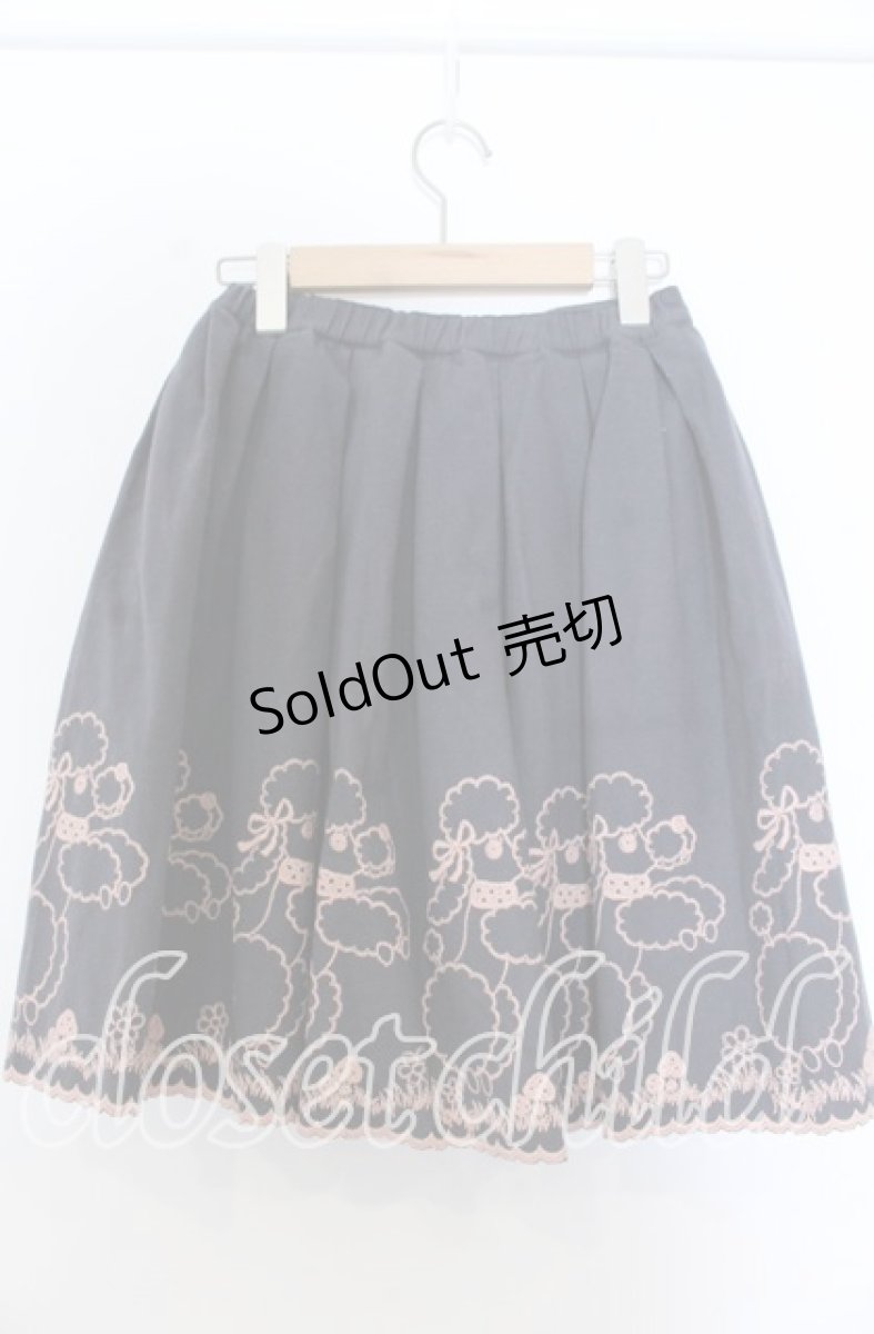 画像2: 【SALE】Emily Temple cute / プードル刺しゅうスカート  グレー O-25-11-07-133-ET-SK-OW-ZT276 (2)