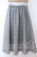 画像2: axes femme / 花刺繍チェック柄スカート  グレー O-25-11-07-015-AX-SK-IG-OS (2)