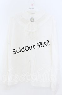 axes femme / カメオ×ジャボブローチ付ブラウス  アイボリー O-25-11-07-035-AX-BL-IG-OS