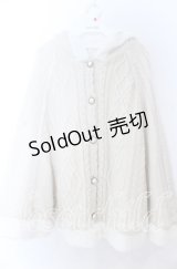 axes femme / 裏ボアニットポンチョ  アイボリー O-25-11-07-041-AX-TO-IG-OS