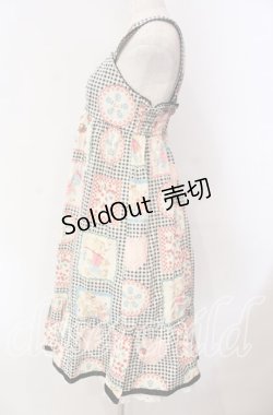 画像4: Emily Temple cute / ギンガムハンカチノースリーブワンピース  クロ系 O-25-11-08-024-ET-OP-IG-OS