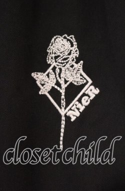 画像2: NieR Clothing /ACK ROSE ARRANGE SKIRT【ベルト付き】スカート  ブラック O-25-11-08-053-PU-SK-IG-OS