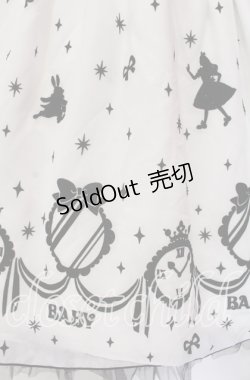 画像3: BABY,THE STARS SHINE BRIGHT / Alice and the Looking Glass of Time柄 ジャンパースカート  シロ×クロ O-25-11-08-012-BA-OP-IG-OS