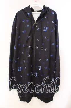 画像1: NieR Clothing / プリントZIPパーカー  ブラック×数字柄 O-25-11-10-091-PU-TO-IG-OS