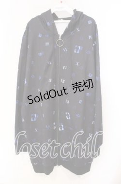 画像1: NieR Clothing / プリントZIPパーカー  ブラック×数字柄 O-25-11-10-091-PU-TO-IG-OS