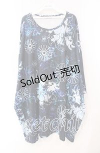NieR Clothing / 超BIG SILHOUETTE CUTSEW【和柄九尾】 Tシャツ  ブラック×ブルー O-25-11-10-092-PU-TO-IG-OS