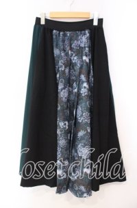 Qutie Frash / 和柄プリーツロングスカート  グリーン O-25-11-10-027-QU-SK-IG-OS