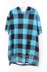 NieR Clothing / 転写pt半袖パーカー  ブルー×BLACK RABBIT柄 O-25-11-11-040-PU-TO-IG-ZT339