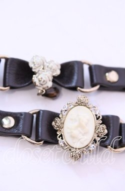 画像2: axes femme / バラ×カメオストールクリップ  ブラウン O-25-11-11-1067-AX-AC-OW-OS