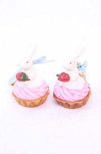 PINK HOUSE / スイーツスプリングバニーイヤリング  バニラ O-25-11-11-1073-LO-AC-OW-ZT433