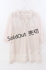 axes femme / 胸元レース使い襟付プルオーバー Ｍ ピンクベージュ O-25-11-11-2048-AX-TO-IG-OS