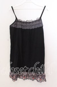 axes femme / 総レース・立体お花付きキャミソール  クロ O-25-11-11-2062-AX-TO-IG-OS
