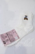 m petit by misako / TTAMCSリボンクマ　クルーソックス  シロ O-25-11-12-1010-LO-ZA-OW-OS