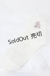 m petit by misako / TTAMCSリボンクマ　クルーソックス  アイボリー O-25-11-12-1011-LO-ZA-OW-OS