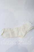 m petit by misako / リボン付き透かしリボン柄クルーソックス  アイボリー O-25-11-12-1014-LO-ZA-OW-OS