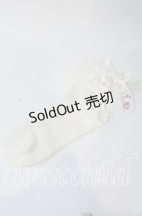 m petit by misako / サンリオキャラクターズコラボクルーソックス  アイボリー O-25-11-12-1018-LO-ZA-OW-OS