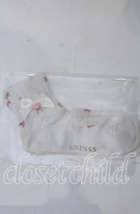 m petit by misako / プチバラ＆リボン付きクルーソックス  シロ O-25-11-12-1026-LO-ZA-OW-OS