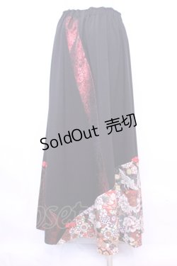 画像3: Qutie Frash / 和柄Aラインロングスカート  レッド×ブラック O-25-11-13-024-QU-SK-OW-OS