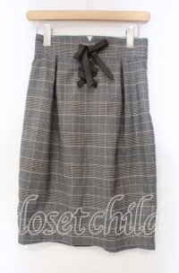 Fi.n.t / フロントレースアップタイトスカート  グレー O-25-11-15-031-CA-SK-IG-OS