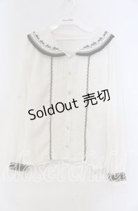 axes femme / プリーツフリルブラウス  アイボリー×クロ O-25-11-15-038-AX-BL-IG-OS