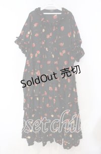 PINK HOUSE / ストロベリープリント段々ワンピース【お直しあり】  クロ O-25-11-15-052-LO-OP-IG-OS
