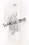 Xfrm / ショルダージップグラフィックBIG Tシャツ 3 ホワイト O-25-11-15-062-PU-TO-IG-OS