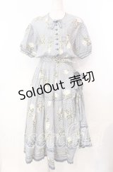 WONDERFUL WORLD / チェックフラワーたくし上げワンピース  シロ×ネイビー O-25-11-17-038-LO-OP-IG-OS