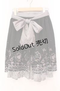 axes femme / メルヘン刺繍スカート  グレー×クロ O-25-11-17-012-AX-SK-IG-OS