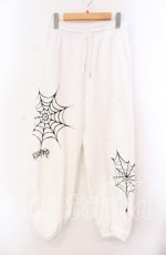 画像1: 【SALE】REFLEM / スパイダープリントスウェットパンツ F ホワイト O-25-11-17-016-PU-PA-OW-ZT457 (1)