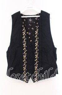 KETTY / パンジー刺繍ベスト  クロ×パープル O-25-11-17-021-EL-TO-IG-ZT449