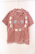 WONDERFUL WORLD / ロゴパッチギンガムシャツ  アカ×シロ O-25-11-17-026-LO-BL-IG-OS