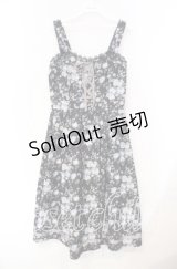 axes femme / ロマンティックローズ柄ジャンパースカート F クロ O-25-11-18-011-AX-OP-OW-OS