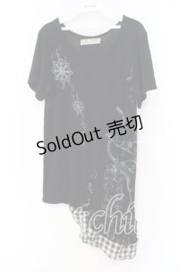 GRAMM / アシンメトリーTシャツ  ブラック O-25-11-18-104-HN-TO-IG-OS