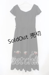 axes femme POETIQUE / ストロベリー刺繍ワンピース M クロ O-25-11-18-002-AX-OP-OW-OS