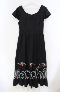 画像1: axes femme POETIQUE / ストロベリー刺繍ワンピース M クロ O-25-11-18-002-AX-OP-OW-OS