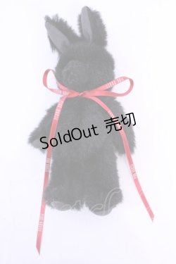 画像1: PINK HOUSE / うさぎさんぬいぐるみブローチ  クロ O-25-11-20-1020-LO-ZA-IG-OS