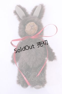 画像1: PINK HOUSE / うさぎさんぬいぐるみブローチ  ブラウン O-25-11-20-1022-LO-ZA-IG-OS