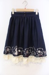 axes femme / 【美女と野獣】クラシックローズ刺繍スカート M ネイビー O-25-11-22-070-AX-SK-OW-OS
