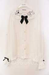 axes femme kawaii / 101匹わんちゃん/ブラウス  シロ O-25-11-22-080-AX-BL-IG-OS
