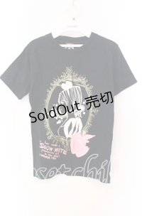 Banana Fish / 白雪姫プリントTシャツ  ブラック O-25-11-27-036-PU-TS-IG-OS