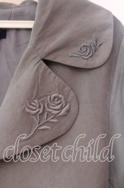 画像2: an another angelus / 薔薇刺繍ピーチスキンコート F ブルー O-25-11-27-041-CA-CO-OW-OS